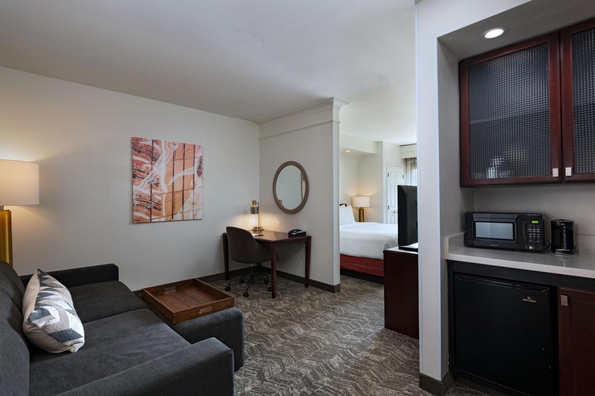Springhill Suites By Marriott Dallas Dfw Airport East Las Colinas Irving Exterior photo