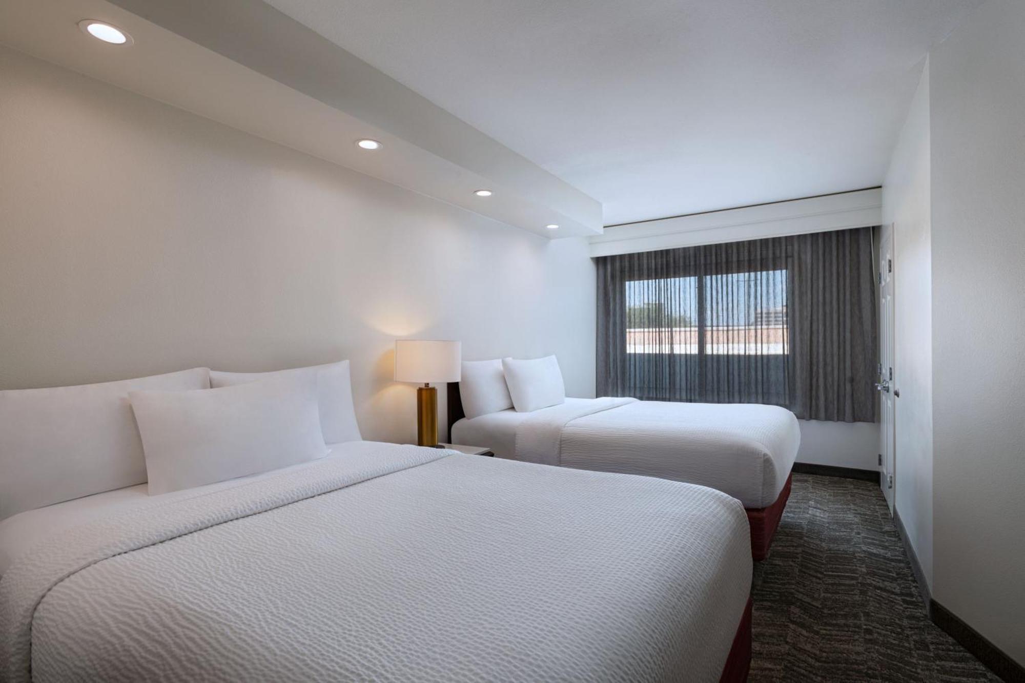 Springhill Suites By Marriott Dallas Dfw Airport East Las Colinas Irving Exterior photo